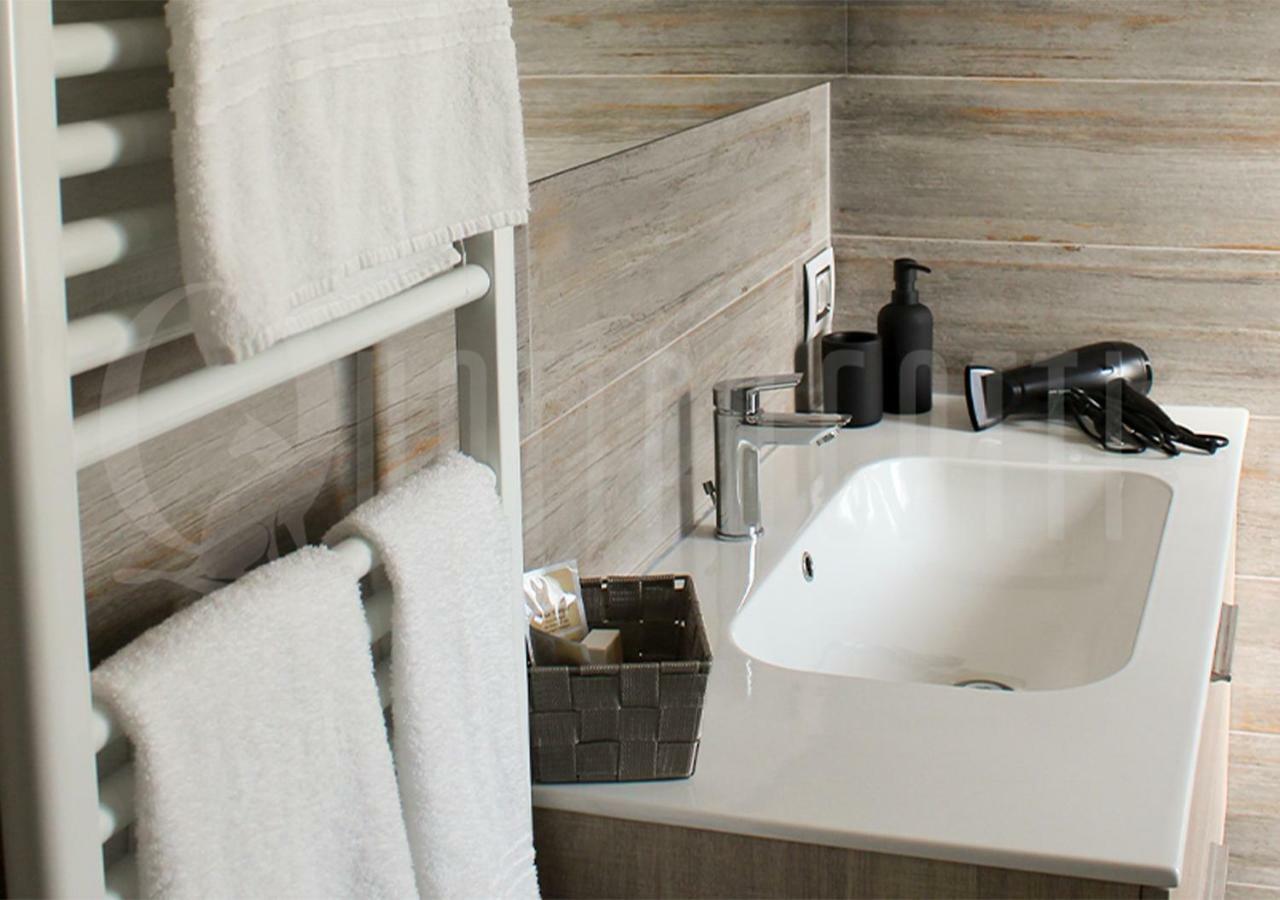 Quattro Gatti Rooms&Suite Verdello ภายนอก รูปภาพ